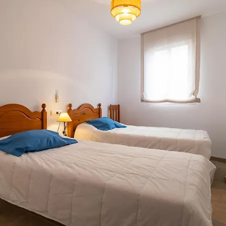 2 Bedroom Gorgeous In Apartamento *